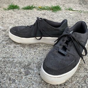 Nike Air Force ones Sage low